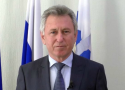 «Давайте докажем, что Волгодонск - умный город»: Виктор Мельников призвал горожан оставаться дома