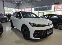 Товар дня: Volkswagen Tiguan L 2.0 AMT, 2026 г за 4 900 000 ₽  вместо  5 000 000 ₽  