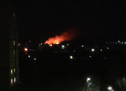 Крупный пожар в районе улицы Радужной вспыхнул в Волгодонске