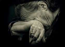 В Волгодонске 25-летний парень избил и надругался над 73-летней бабушкой