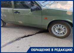 «Кто будет возмещать ущерб?»: трое водителей повредили автомобили возле школы №22 в Волгодонске