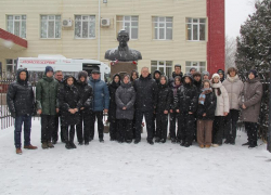 В Волгодонске почтили память Героя России Михаила Ревенко