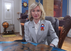 «Я же росла ребенком в 90-е»: как воспитывалась Екатерина Стенякина и где ее место силы