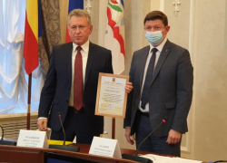 Депутаты Волгодонска приняли отставку Виктора Мельникова