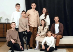 Владимир Путин наградил многодетную семью из Волгодонска престижной государственной медалью 