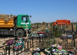 Стала известна сумма, которую в Волгодонске потратят на благоустройство мест захоронений