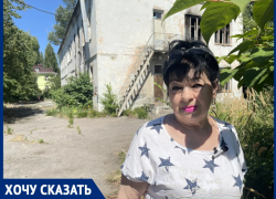 «Бомба под окнами!»: соседи закрытого детского противотуберкулезного диспансера страдают от пожаров в здании