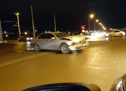 Водитель БМВ спровоцировал ДТП, пытаясь проскочить на мигающий «желтый»