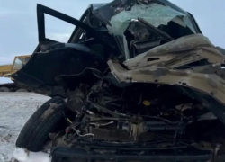 Молодой «гонщик» на «Приоре» пострадал в ДТП с автокраном на трассе Семикаракорск – Большая Мартыновка 