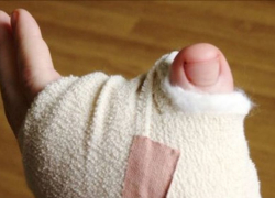 Женщине отрезало три пальца на фабрике мягких игрушек «Тутси» в Волгодонске