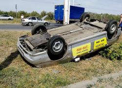 Такси перевернулось на Жуковском шоссе 