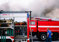 В Волгодонске сгорел дом за остановкой «Насосная»