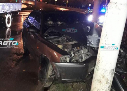 18-летний волгодонец на «Хендай» влетел в столб возле «Мирного атома» 