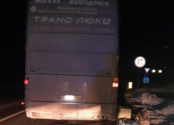 Автобус с пассажирами из Волгодонска застрял на воронежской трассе в мороз