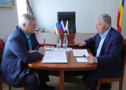 Губернатор Голубев раскритиковал низкие темпы ремонта дорог в Волгодонске