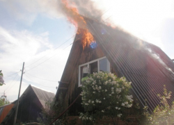 В Волгодонске сгорела дача
