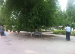 В Волгодонске на пороге поликлиники №3 скончался пожилой мужчина