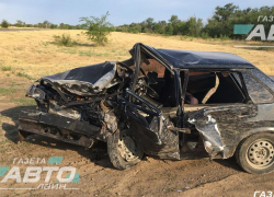 В жуткой аварии в Дубовском районе погиб водитель «москвича» 