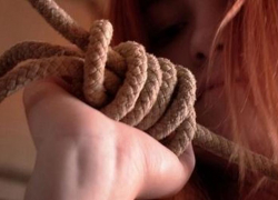 Молодую женщину нашли повешенной в Волгодонском районе