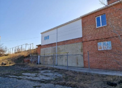 Бывший рыбцех выставили на продажу в Цимлянске из-за долгов