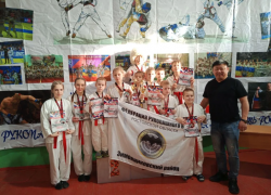 Юные рукопашники из Зимовников привезли россыпь наград с Первенства Орловского района  