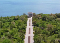 Уютная старина vs ржавая «шашлычная» зона: как выглядит Приморский парк в Цимлянске до и после «реконструкции»