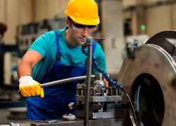 Власти Волгодонска задумали перенаправить вахтовиков в местный машиностроительный кластер