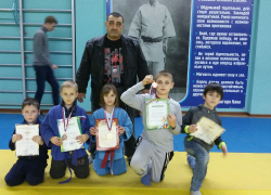 Юная волгодончанка заняла первое место на соревнованиях в Таганроге