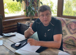 Четыре причины, почему оставили губернатора Василия Голубева
