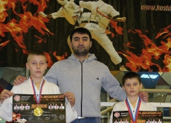 Девяти и одиннадцатилетний школьники из Волгодонска пробились на чемпионат Европы по каратэ 