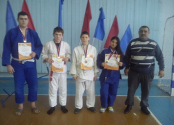  Волгодонские дзюдоисты вышли на ковер против спортсменов из Донецка и Луганска