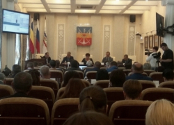 После долгих споров за закрытыми дверями волгодонские депутаты приняли новый земельный налог