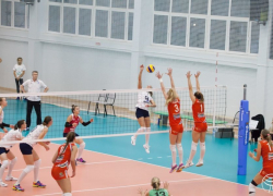 «Импульс» показал бой, но проиграл всухую «Липецку» на чемпионате России по волейболу