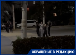 Танцевальный ночной флешмоб прямо на пешеходном переходе устроили подростки Волгодонска