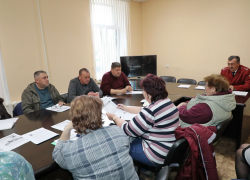 Садоводов Волгодонска предупредили о клещах и наркорекламе