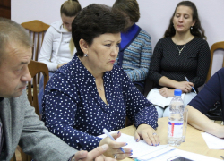 Департамент строительства: работы по асфальтированию территорий идут с пробуксовкой