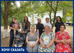  «Мужчина закрыл маленького ребенка своим телом»: появились новые подробности падения дерева на детскую площадку в Волгодонске 