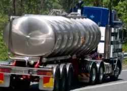 На трассе Зимовники-Волгодонск задержали угонщика грузовика с 49 тоннами дизельного топлива 