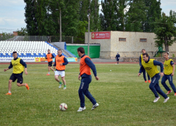 ФК "Волгодонск" готовится ко встрече с таганрогским "Кобартом"