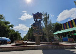 Накануне Дня Победы главный парк города Волгодонска отметил 60-летний Юбилей