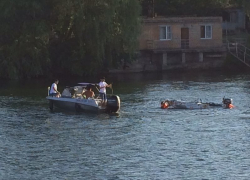 В Волгодонске в районе баз отдыха перевернулась лодка