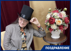 День рождения отмечает известная художница и реставратор из Волгодонска Любовь Донцова