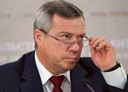 Губернатор Голубев заинтересовался волгодонской мебелью