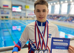 Волгодонский пловец Игорь Лучин покорил Пензу: триумф спортсмена на межрегиональной арене