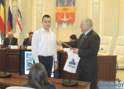 В волгодонской Думе «открыли двери»