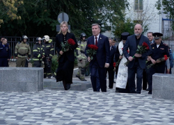 27 лет прошло, а боль не утихает: волгодонцы почтили память погибших в страшном теракте 16 сентября 1999 года