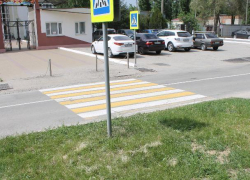 «Зебру» вывели на травку»: Читательница «Блокнота» рассказала о разметке по-волгодонски