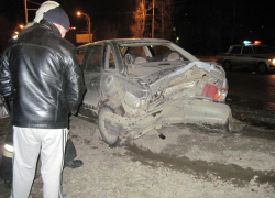 В Волгодонске на улице Морской произошло серьезное ДТП с участием автомобилей «Ауди» и «Хендай» - один человек пострадал