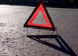 В лобовом столкновении на трассе Ростов-Волгодонск пострадали три человека