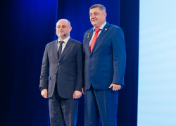 «Я планирую потрудиться на благо города еще лет 30!»: Олег Пахолков удостоен Знака Почета «За заслуги перед Волгодонском»